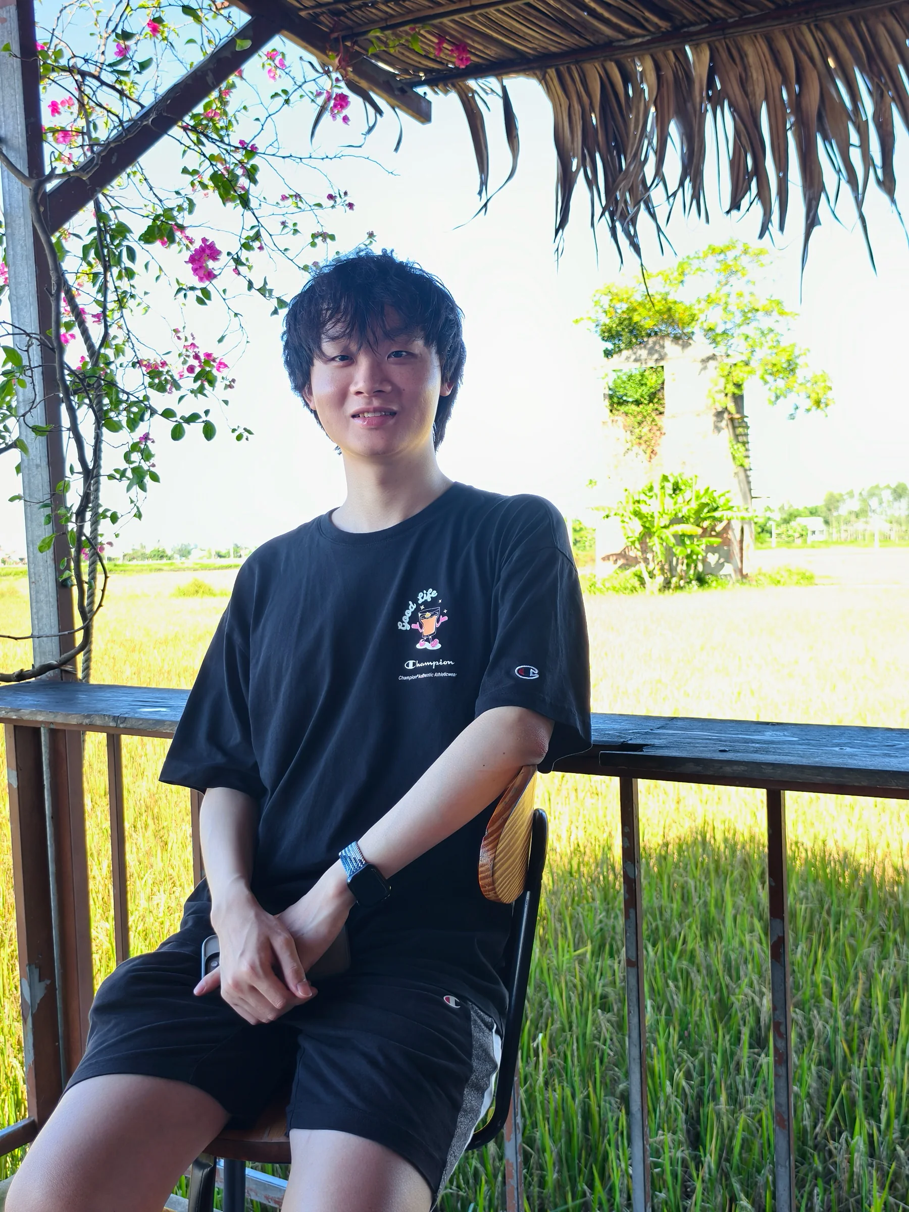旅行中的田野人物照片